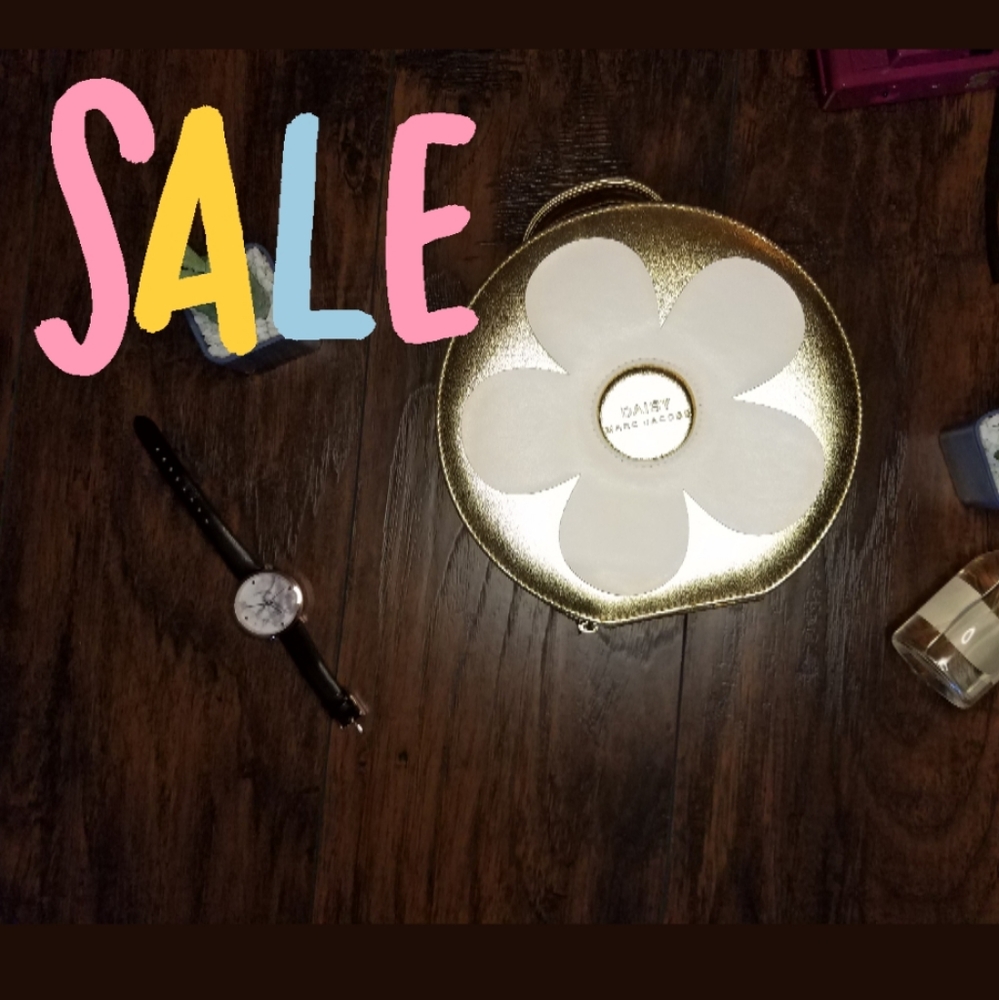SALE Marc Jacobs Hard Shell Cosmetic Case